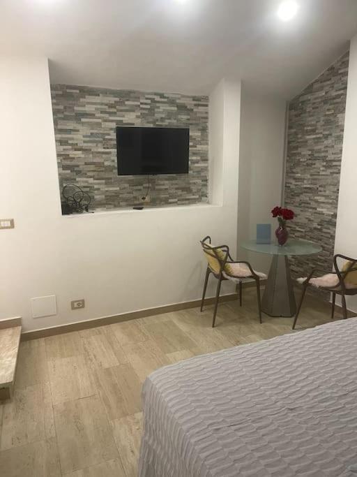 The Love Basement Apartment Rome Bagian luar foto