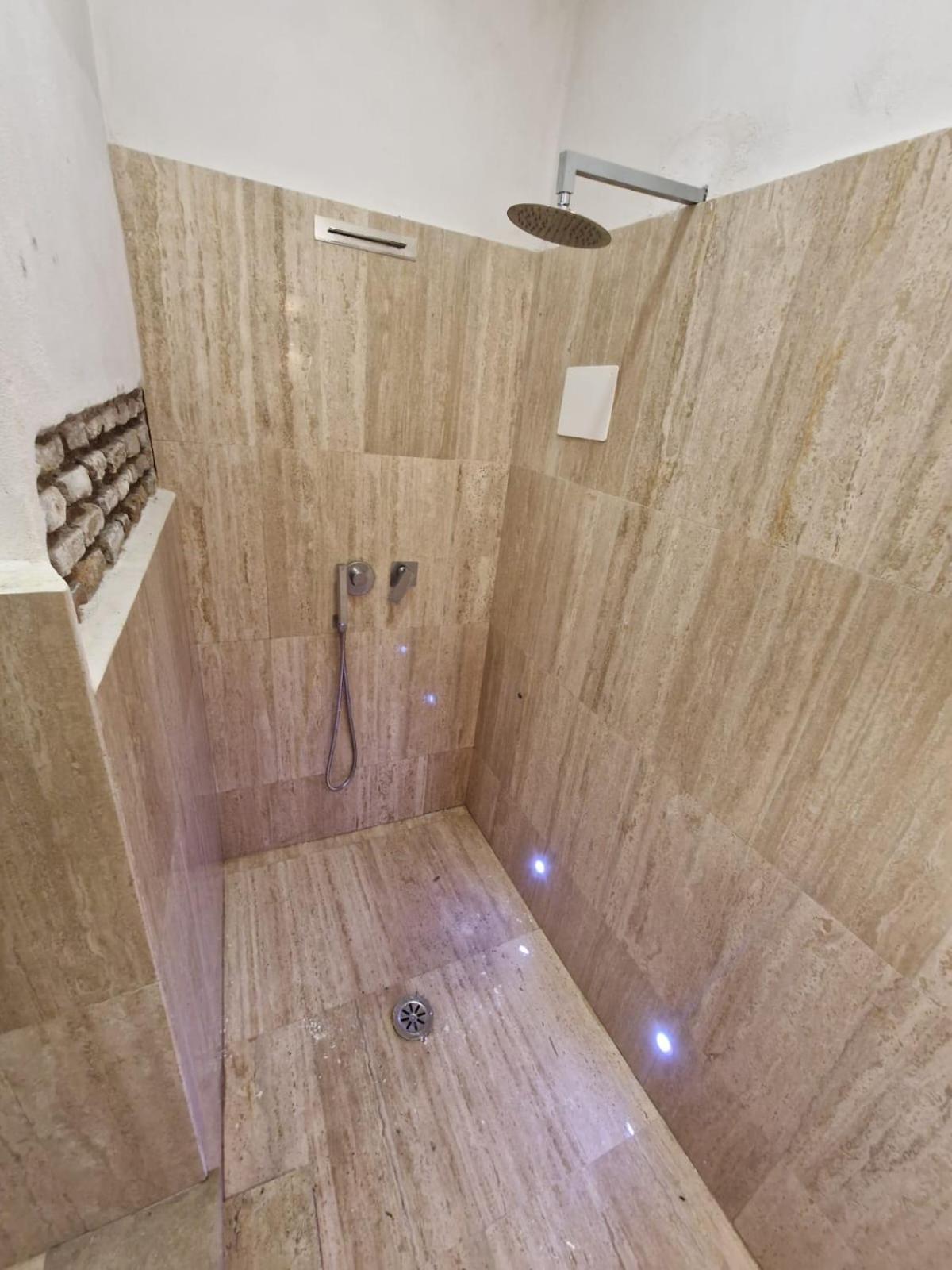 The Love Basement Apartment Rome Bagian luar foto