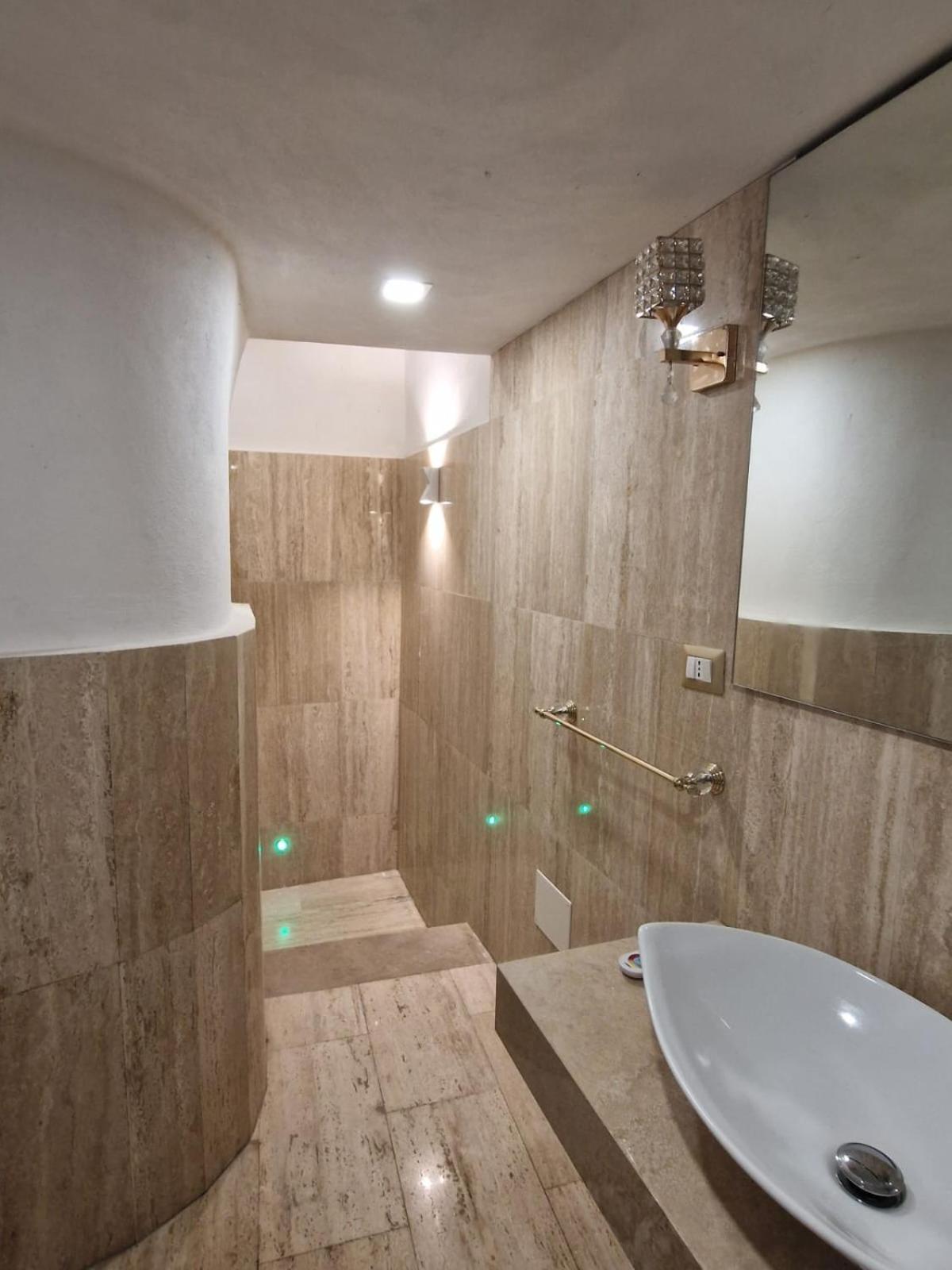 The Love Basement Apartment Rome Bagian luar foto