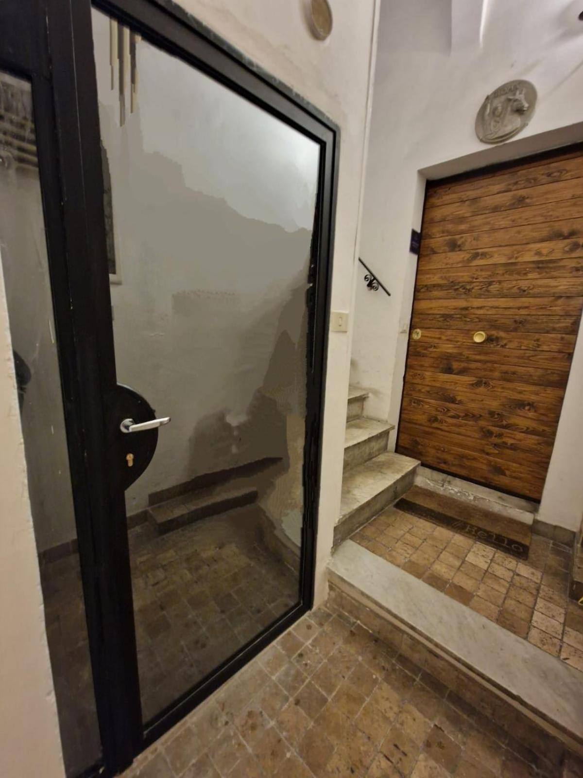 The Love Basement Apartment Rome Bagian luar foto