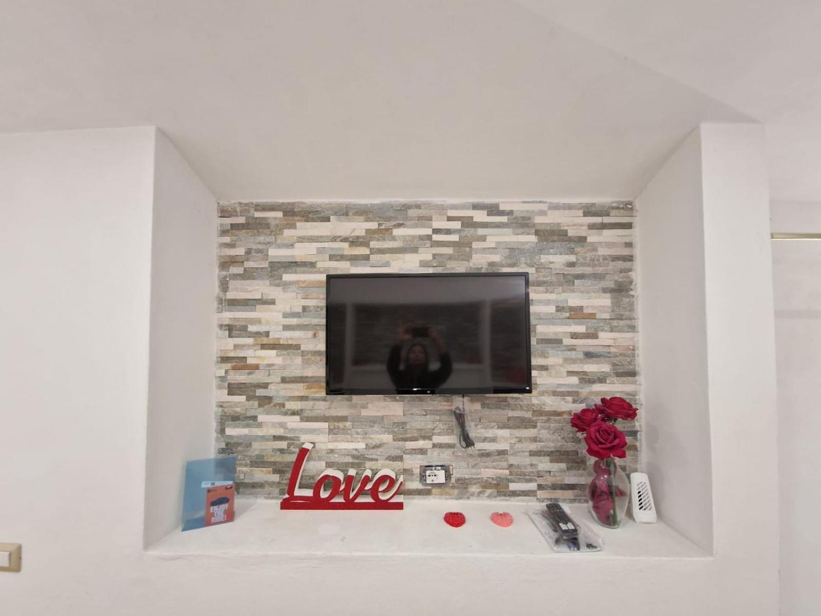 The Love Basement Apartment Rome Bagian luar foto